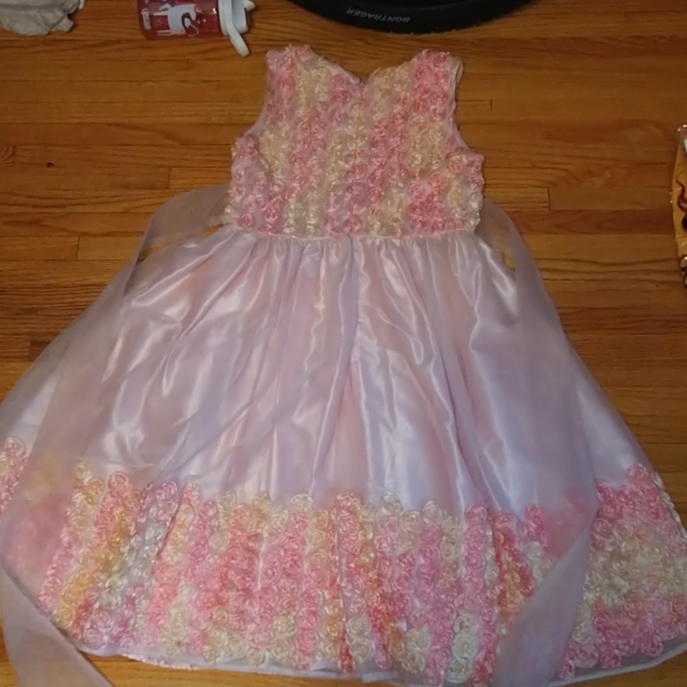 Dress - Picture 2 of 2